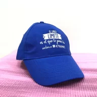 gorra azul de adulto con mensaje